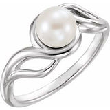 Platinum Cultured White Freshwater Pearl Ring