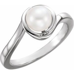 Platinum Cultured White Freshwater Pearl Ring