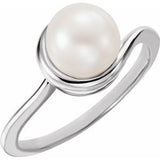 14K White Cultured White Freshwater Pearl Ring