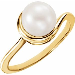 14K Yellow Cultured White Freshwater Pearl Ring
