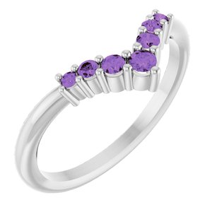 14K White Natural Amethyst Graduated V Ring