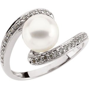 14K White Freshwater Pearl & 1/6 CTW Diamond Ring - Siddiqui Jewelers