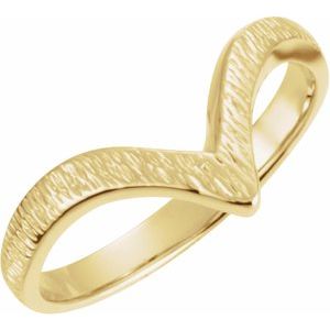 14K Yellow Grooved "V" Ring - Siddiqui Jewelers