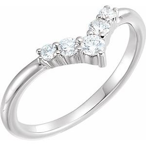 14K White 1/4 CTW Diamond Graduated "V" Ring -Siddiqui Jewelers