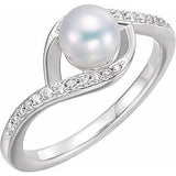 14K White Freshwater Cultured Pearl & 1/8 CTW Diamond Ring - Siddiqui Jewelers