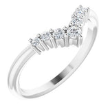 14K White Diamond Graduated "V" Ring - Siddiqui Jewelers